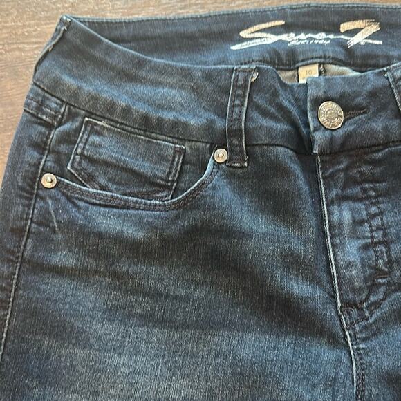 Seven7 10 Tummyless Darkwash Non-Distressed Skinny Jean - Picture 4 of 10